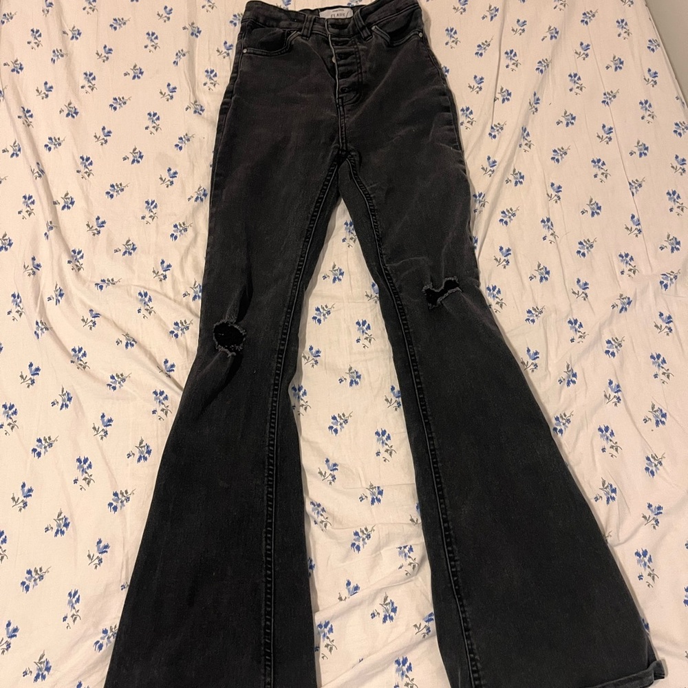 Womens Black Highwaisted Flare Ripped Jeans